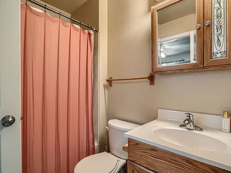 13874 E Lehigh Ave #G — Photo 10