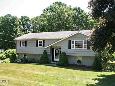 65 Lakeview Dr, Milford, CT, 06460