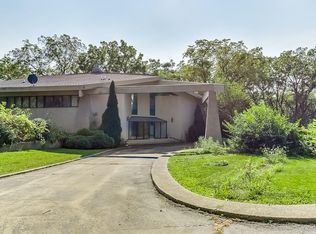 8100 160th Ave, Bristol, WI 53104