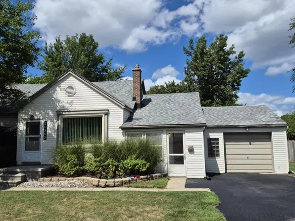 20585 Anita St, Harper Woods, MI 48225