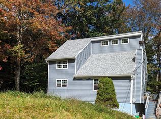1439 Belgravia Dr, Tobyhanna, PA 18466