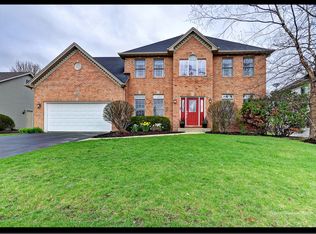 2219 Snow Creek Rd, Naperville, IL 60564