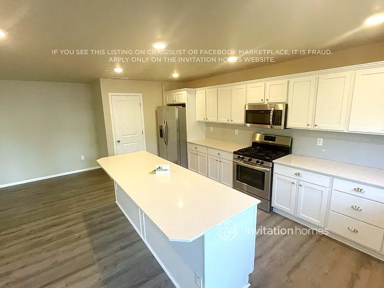 1703 Division St SW — Photo 3