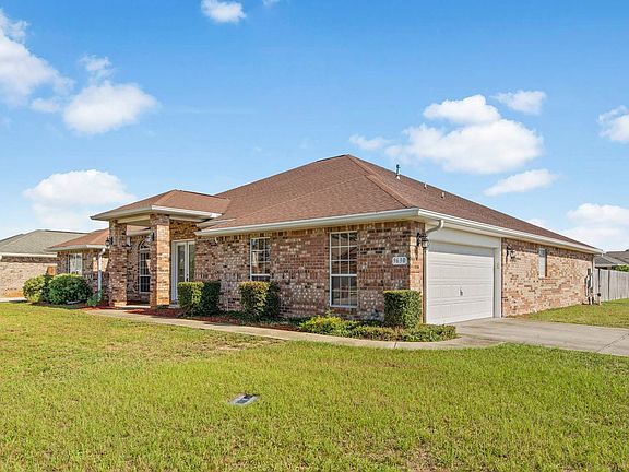 3rd image of 9630 Meadow Wood Ln