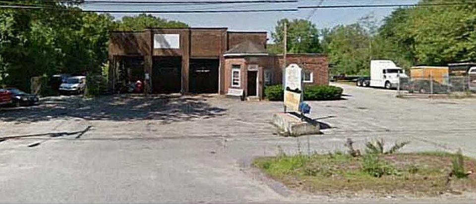 1st image of 278 Douglas Pike