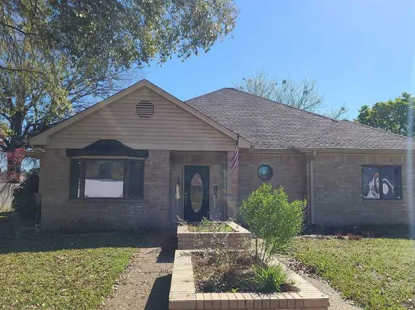 50 Lanshire Dr, Texarkana, TX 75503