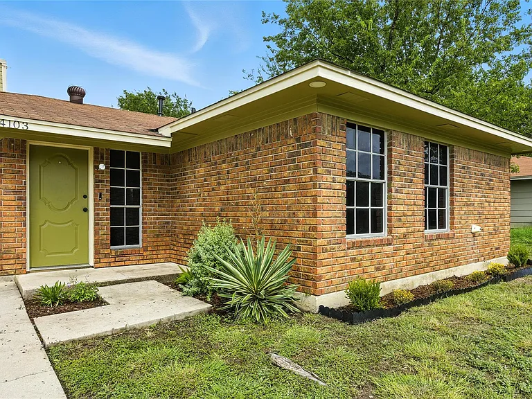 4103 Koala Dr — Photo 1