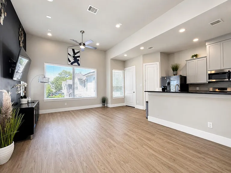 731 Janisch Rd — Photo 14