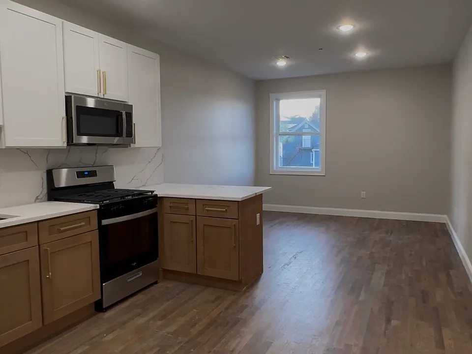 17 Wickham St #3B