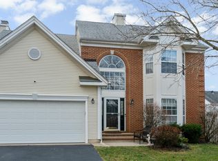 38 Cascades Ter, Somerville, NJ 08876