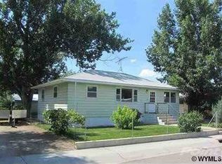 950 Adams St, Douglas, WY 82633