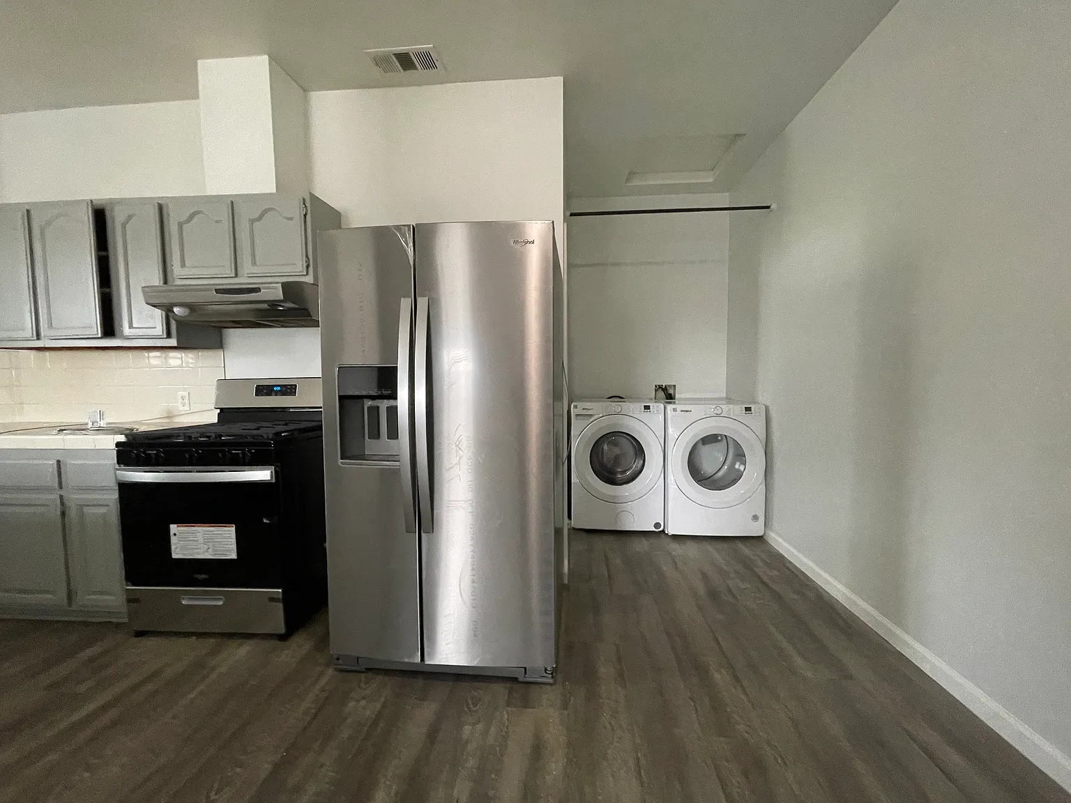 2 bed, 1240 sqft, $2,750 — Photo 3