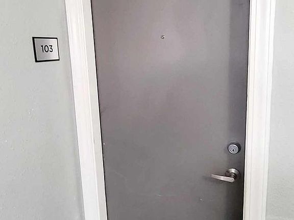 5th image of 4440 Roanoke Pkwy #1208-103