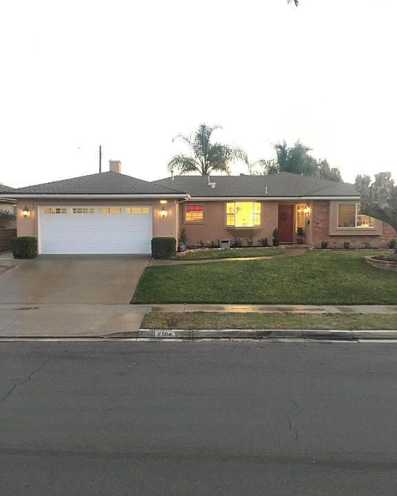 1st image of 2104 Lonsdale St