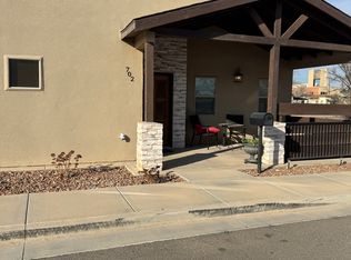 702 Santa Fe Trl E, Artesia, NM 88210