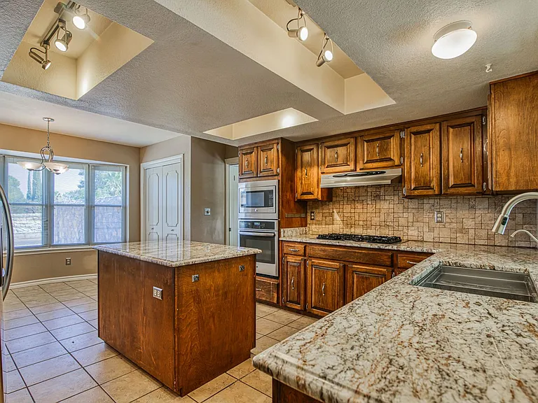 1716 Tommy Aaron Dr — Photo 16