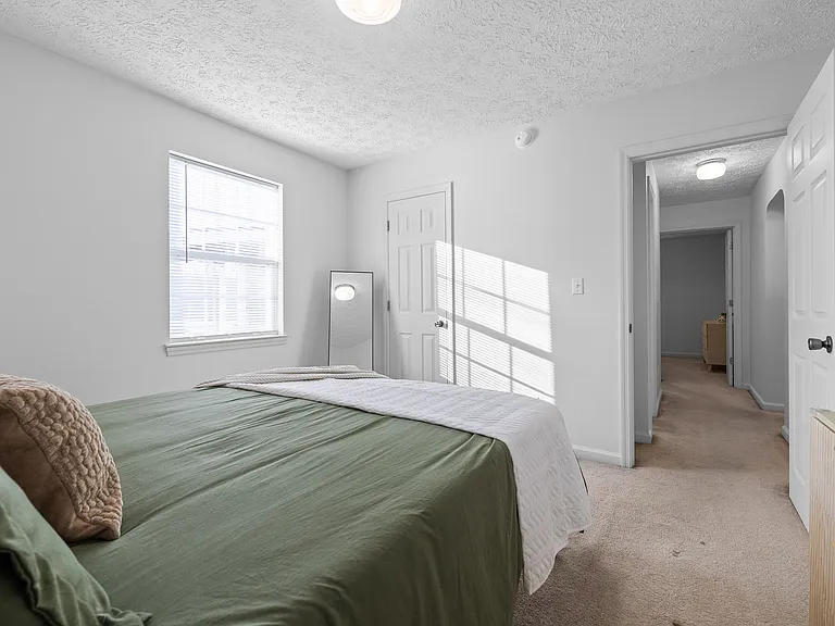800 Poindexter Ave — Photo 19