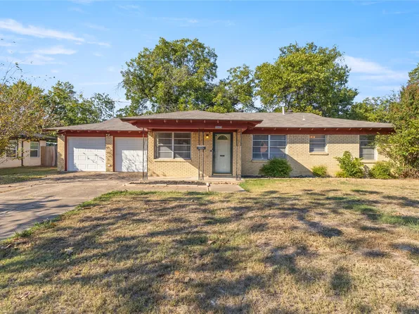 5005 Roxie St, Haltom City, TX 76117