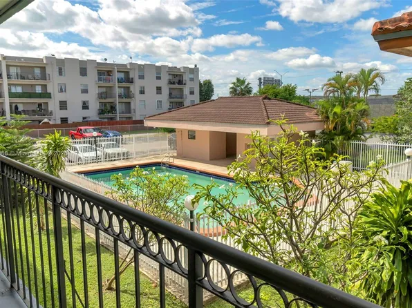 5851 W 20th Ave APT 412, Hialeah, FL 33012