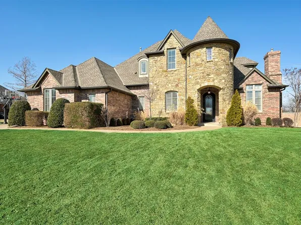 309 Oak Summit Rd, Edmond, OK 73025