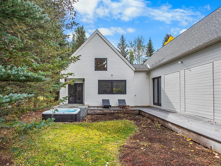 1270 Mountain View Dr — Photo 46
