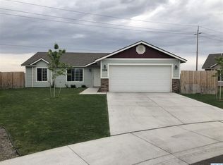 3208 Semilla Ct, Pasco, WA 99301