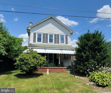 417 S Main St, Wapwallopen, PA, 18660