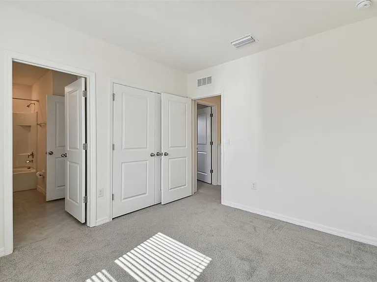 2880 Evergreen Elm Pass — Photo 19