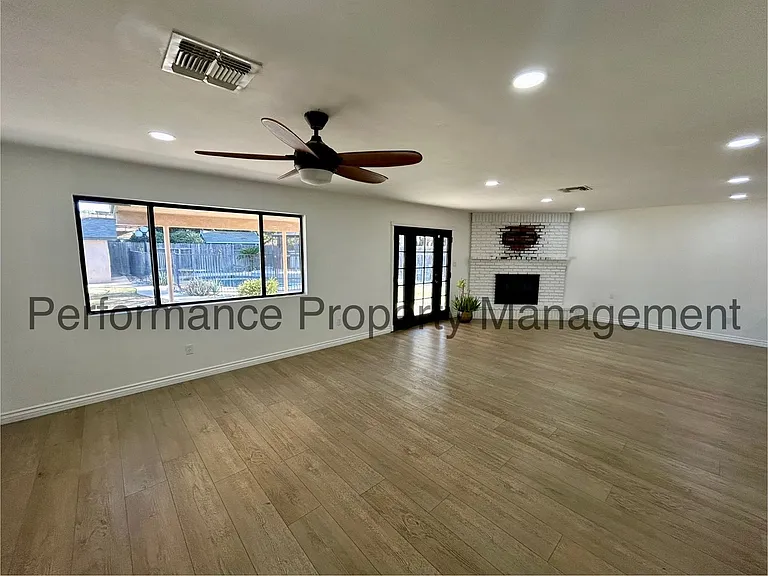 7501 Lucille Ave — Photo 3