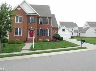 4942 Willows Green Ln, Glen Allen, VA 23059