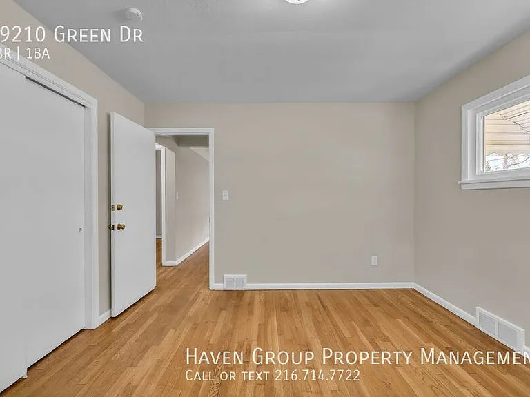 29210 Green Dr — Photo 13