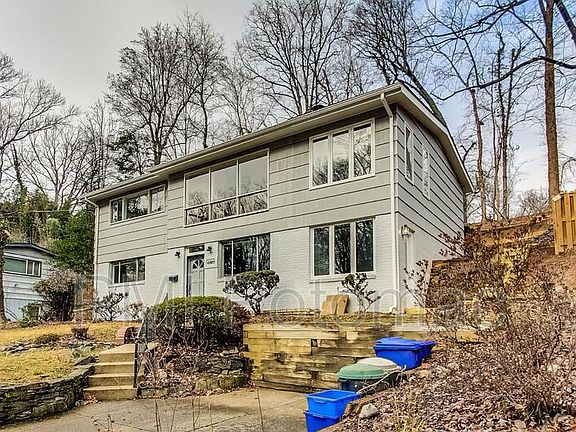 2nd image of 4007 Wexford Dr