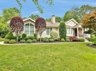 5 Ridge Rd, Mount Kisco, NY 10549