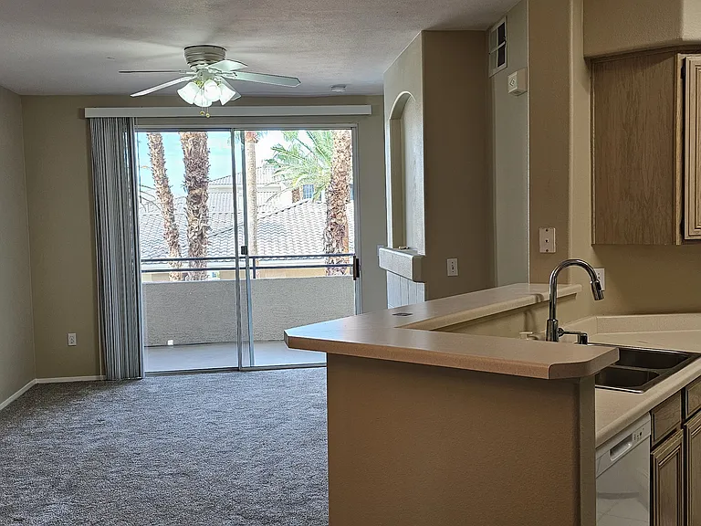 7163 S Durango Dr #207 — Photo 6