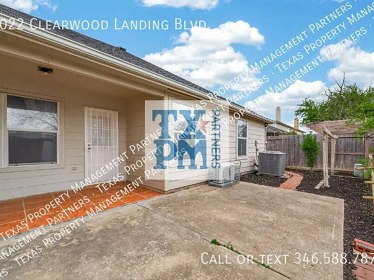 9022 Clearwood Landing Blvd — Photo 37