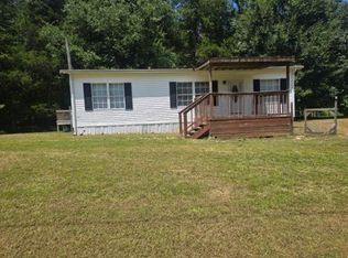233 Sunnyfield Ln, Camden, TN 38320