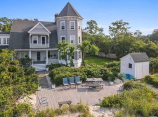 250 Asharoken Ave, Northport, NY
