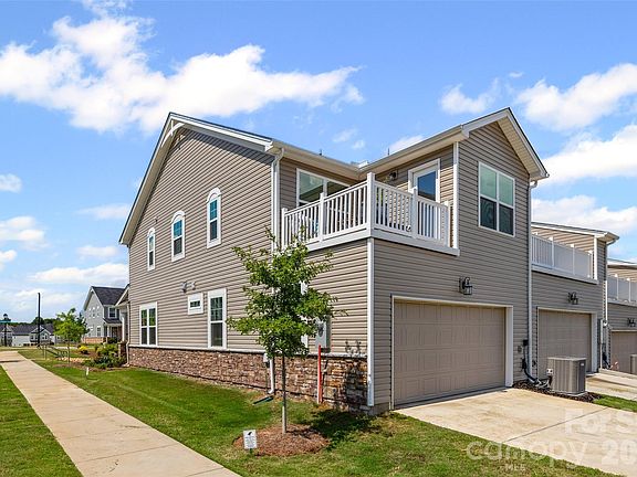 2nd image of 15345 Braid Meadow Dr