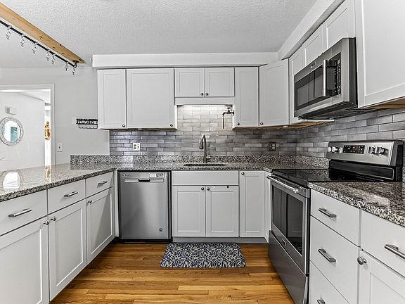 5th image of 5 Village Way APT C