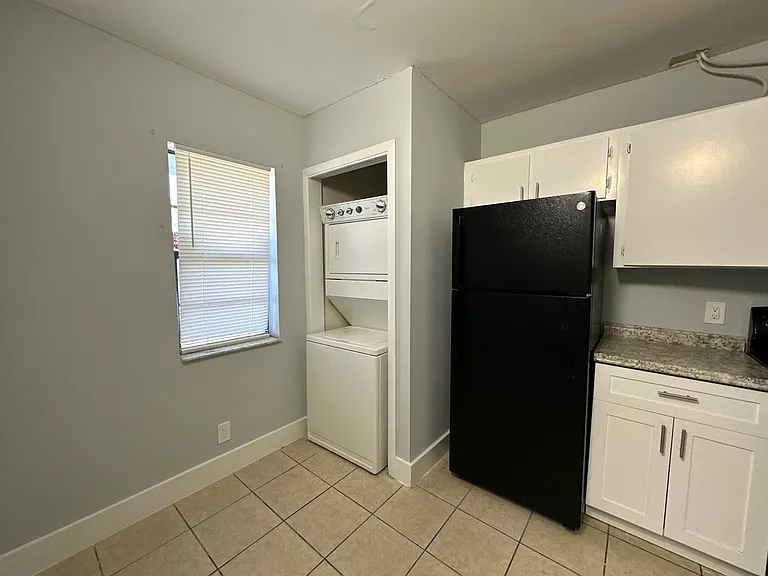 4773 Arjaro Dr — Photo 5