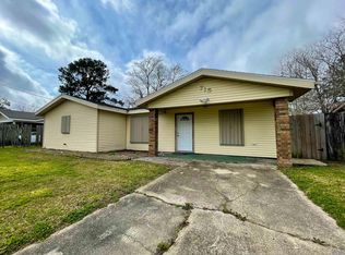 715 Saint Michael St, Patterson, LA 70392