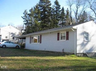 46 Ridgeland Dr, Naugatuck, CT 06770