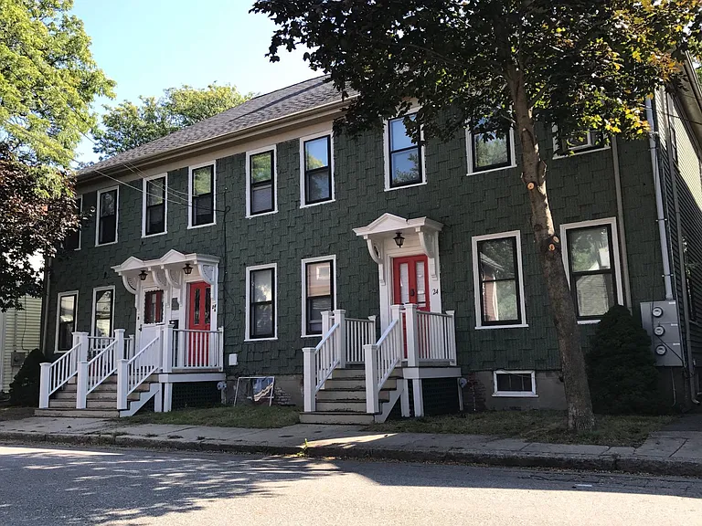 24 Union St #B — Photo 13