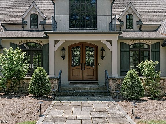 2nd image of 33651 Lombardy Ln