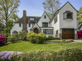 7 Wildwood Rd, Larchmont, NY 10538