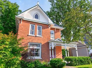 97 Saint Lawrence St W, Centre Hastings, ON K0K 2K0