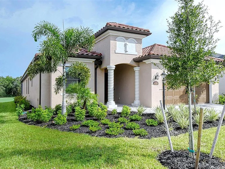 6026 Brandon Run — Photo 1