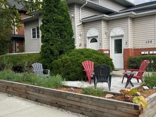 124 S 19th Ave NE #1, Calgary, AB T2E 1N8