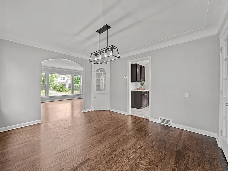 3601 Tullamore Rd — Photo 6