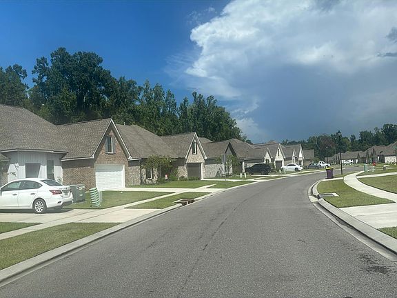 4th image of 39016 Forestwood Ave